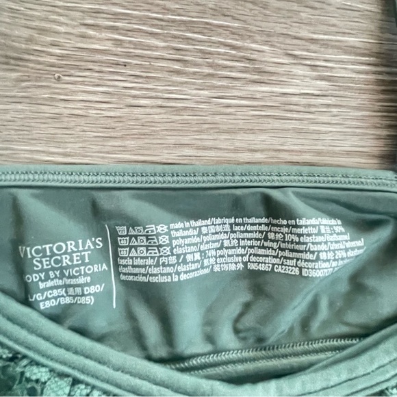 Victoria Secret’s Green Bralette Laced Top Size Large Body by Victoria Secret - Picture 3 of 7